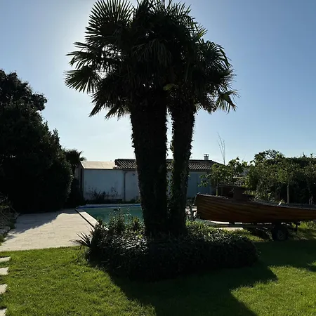 Escapades Oceanes D'hotes Ile De Re La Rochelle Bed & Breakfast Sainte-Marie-de-Re